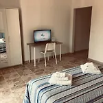 فندق مبيت وإفطار Iavernaro 3*